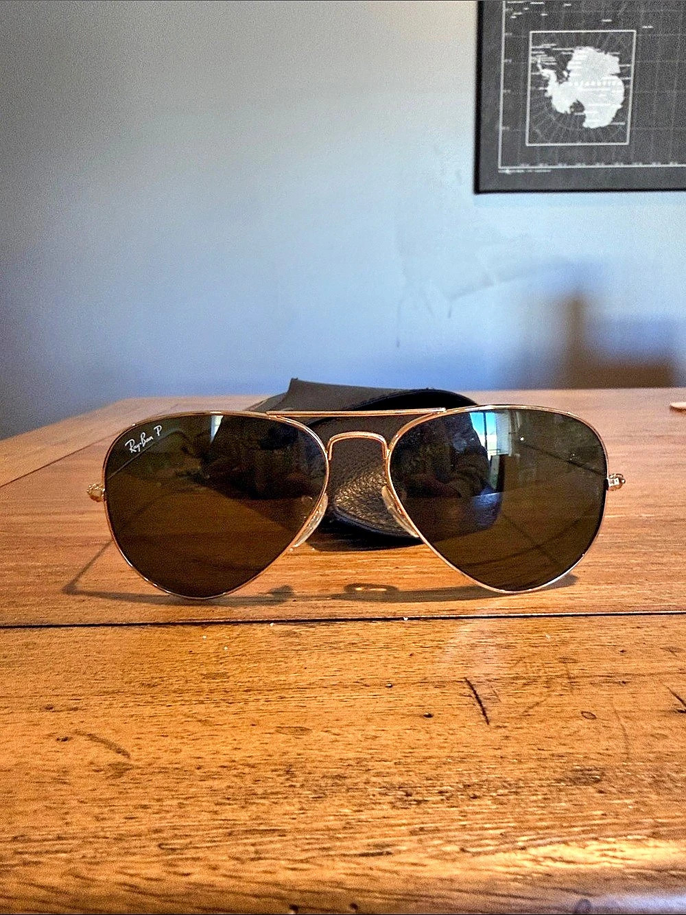 Ray-Ban Aviator Classic Polarized RB3025 Aviator Sunglasses in Brown & Gold